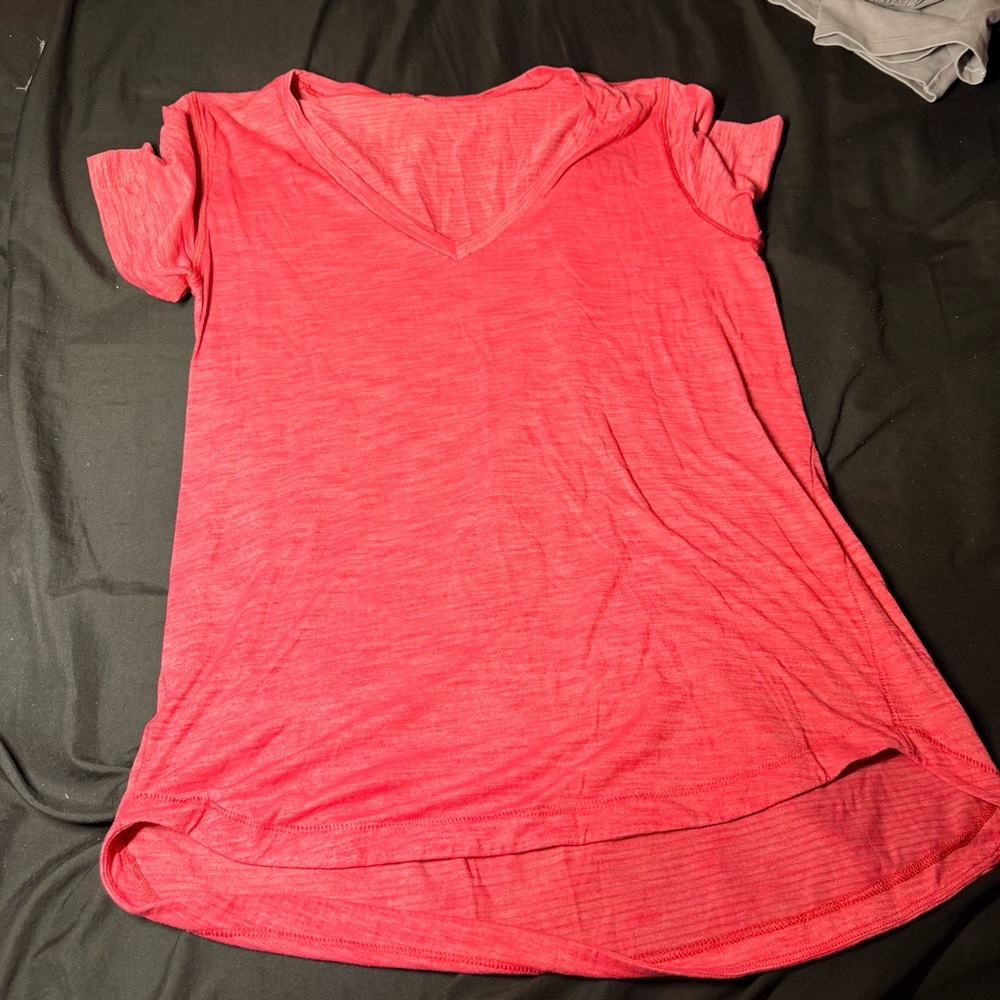 Women's V-Neck pink Top